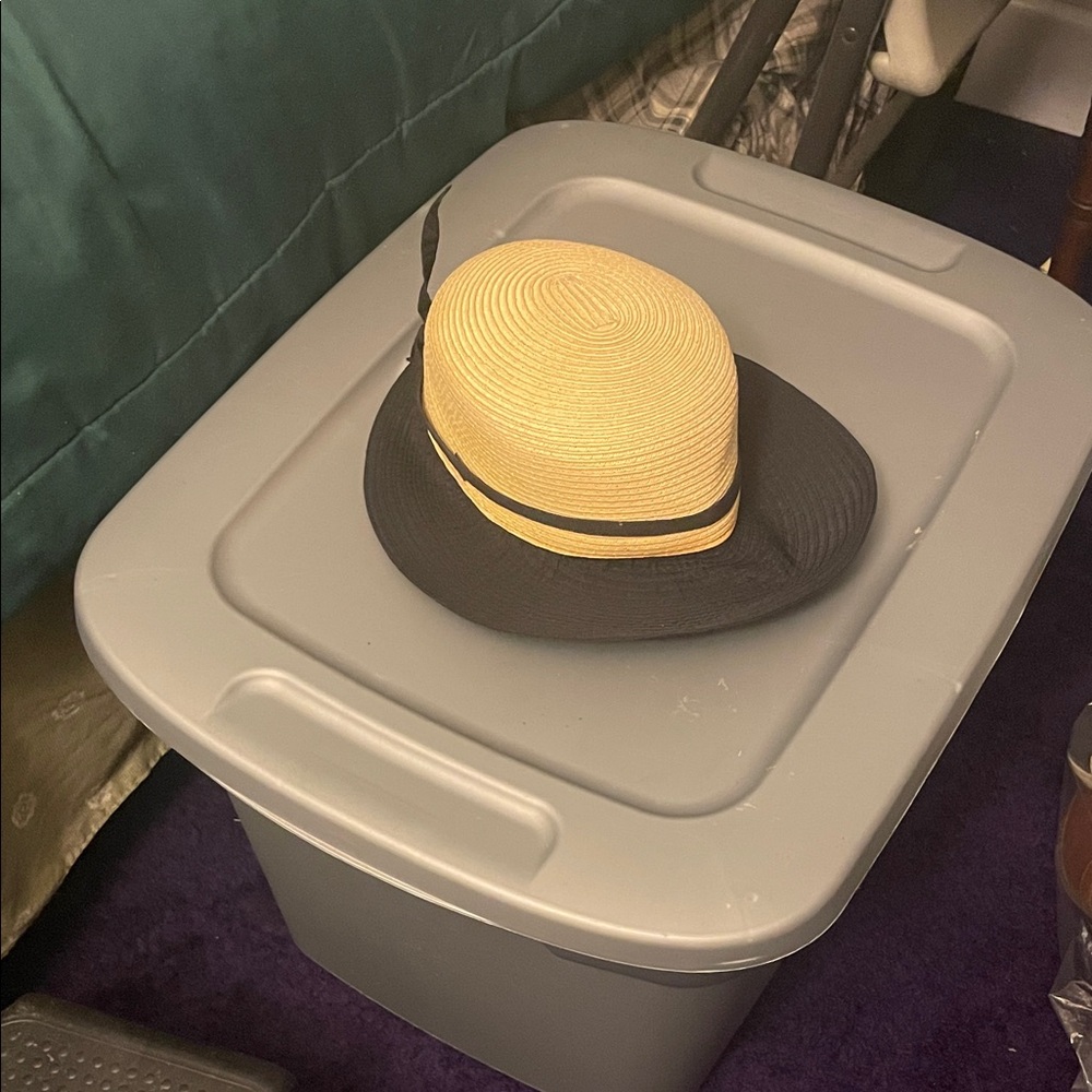 Chic Two-Tone Hat with Ribbon